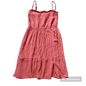 ⭐️Coco and Shay dress- never worn-size small.